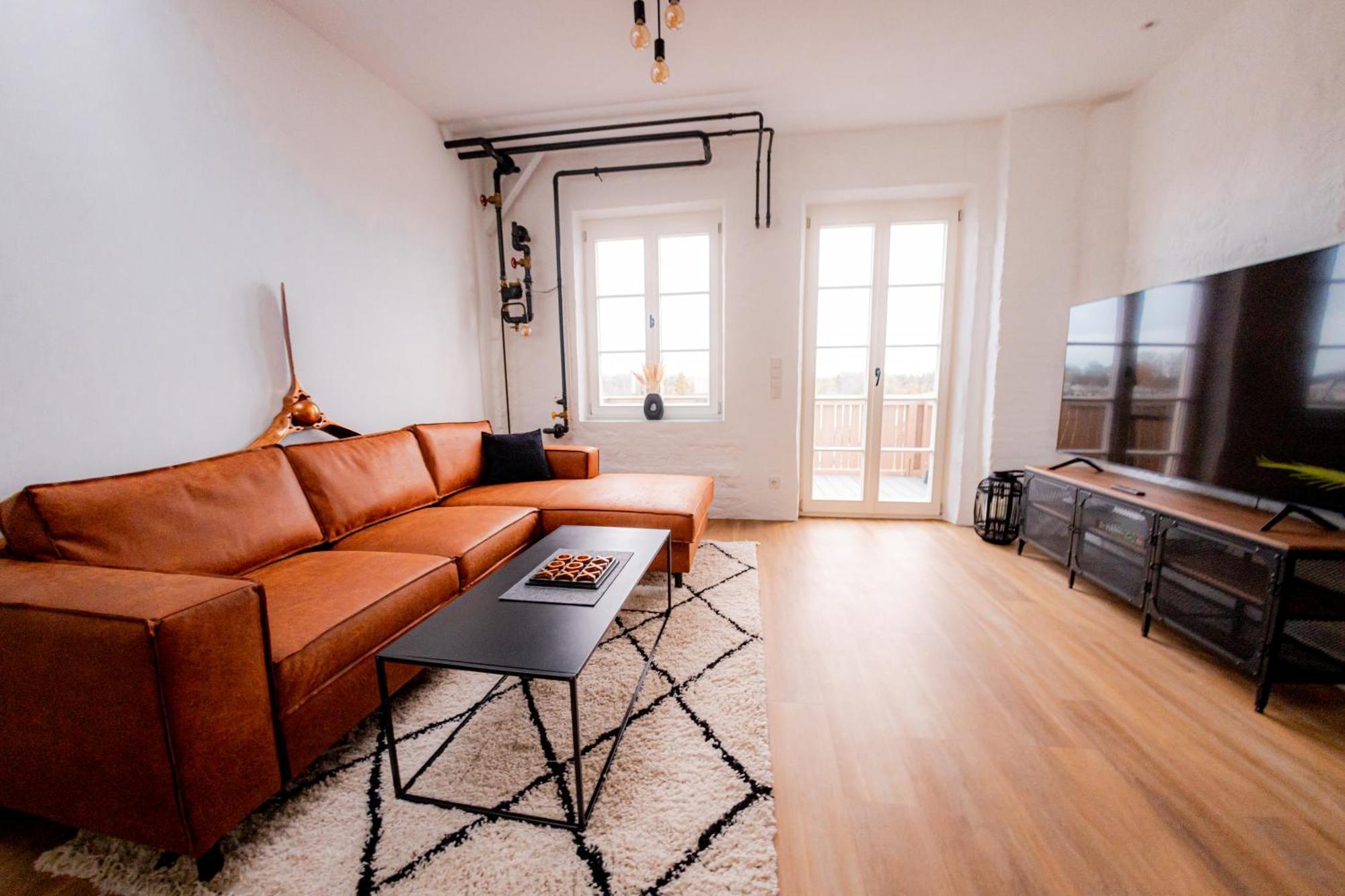 Highlight Am Stadtplatz Muehldorf - C4S Come4Stay - 2 Zimmer Wohnung I Bis Zu 5 Gaeste Habitación foto